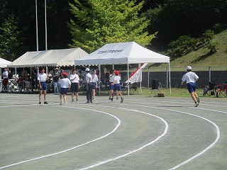 ４－３