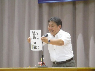 ３
