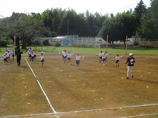 ２