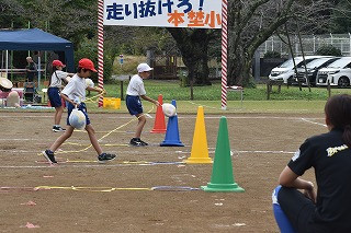 ７－９