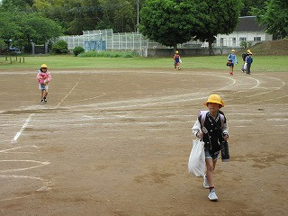 １３