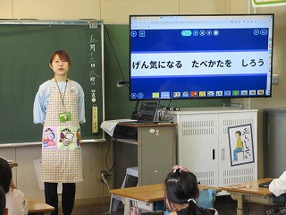 ０