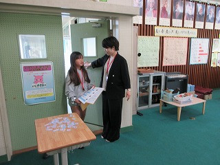 ８