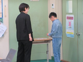 １－３